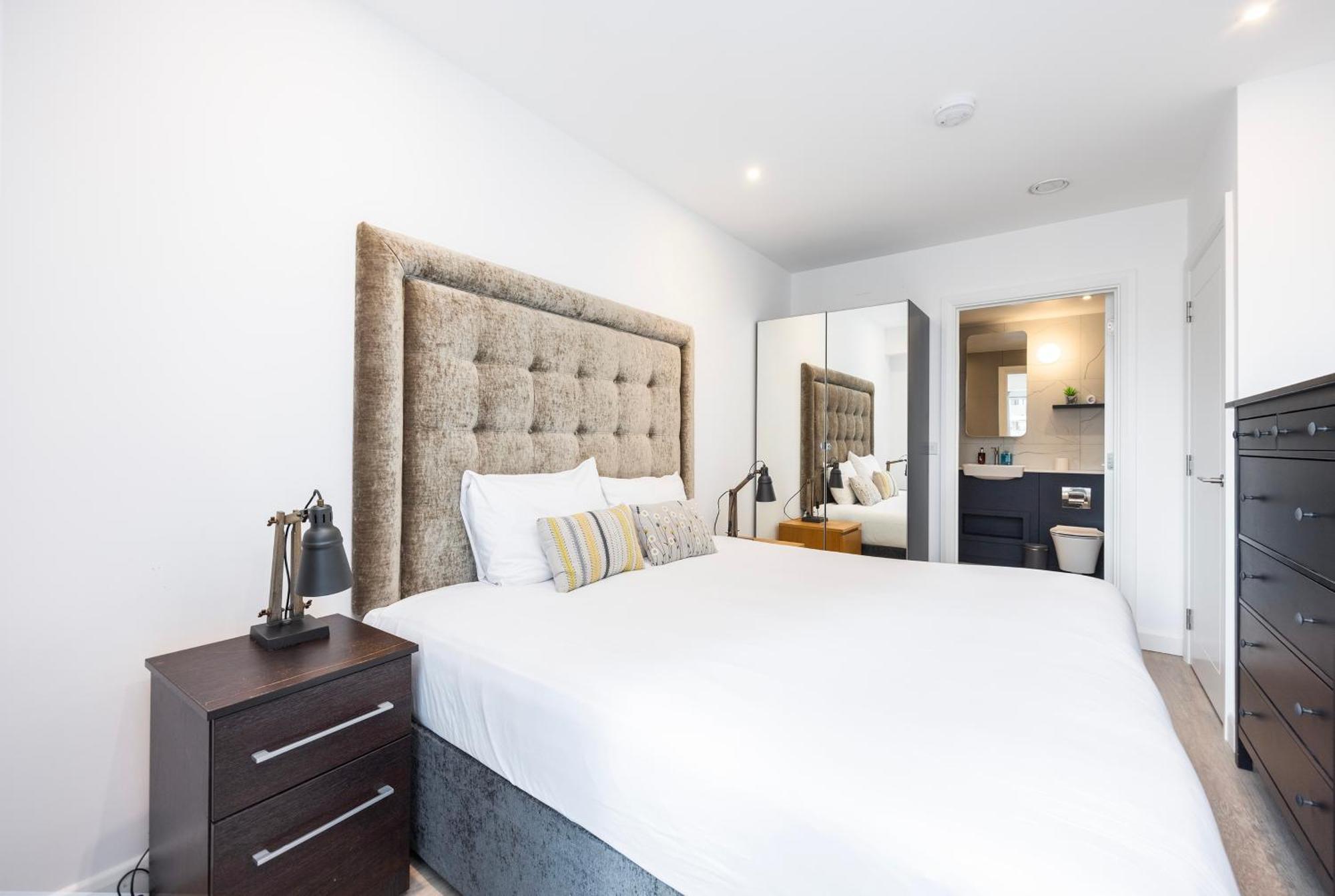 Austin David Executive ExCeL Apartment Londra Exterior foto