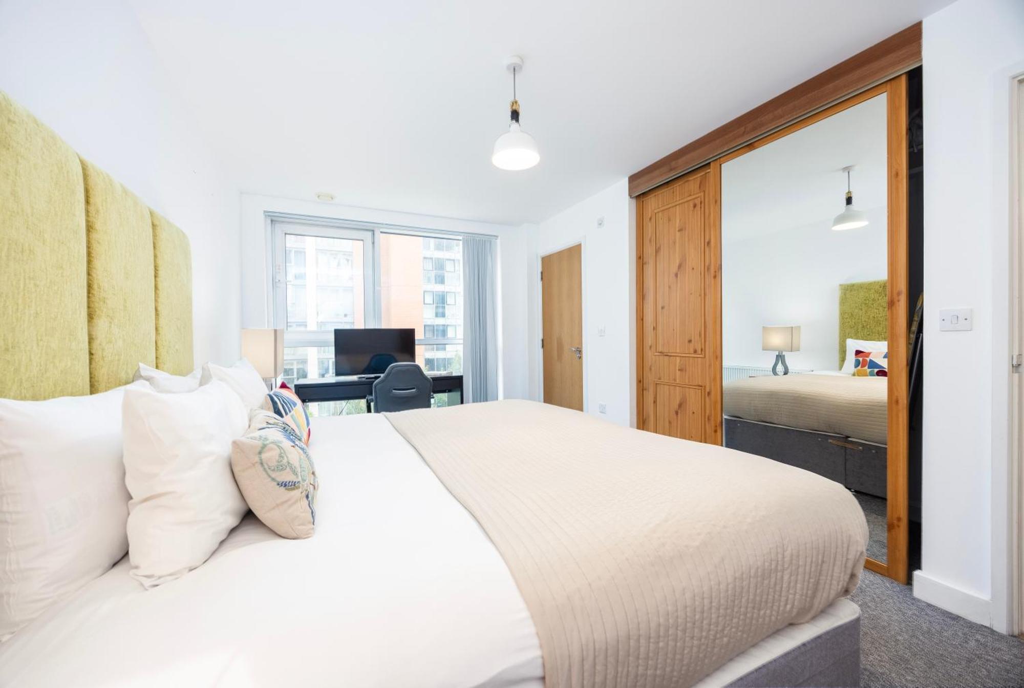 Austin David Executive ExCeL Apartment Londra Exterior foto