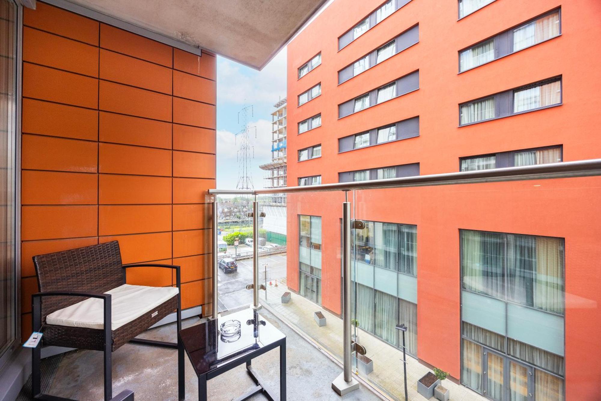 Austin David Executive ExCeL Apartment Londra Exterior foto